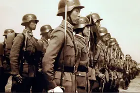 二战前期，日本的石油和钢铁大多是美国卖给他们的图片