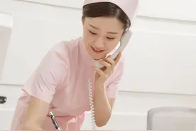 书夜班护士图片