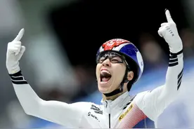 韩国人跳啥脚，想想四年前的平昌，那才是短道速滑最黑暗的一天图片