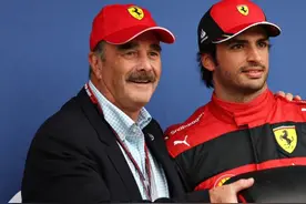 F1英国站排位赛：塞恩斯获生涯首杆！周冠宇刷新排位赛最好成绩图片