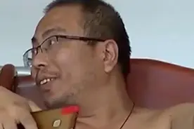 河北38岁巨婴啃老，吃喝等死齐全了！网友：天生富贵相穷都穷不了图片