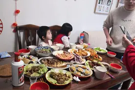 大年初二为什么不要洗澡、洗衣服和倒脏水图片