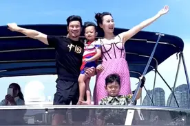 嘎子携一家四口坐游艇出海，老婆身材火辣白得发光，俩儿子神似爸图片