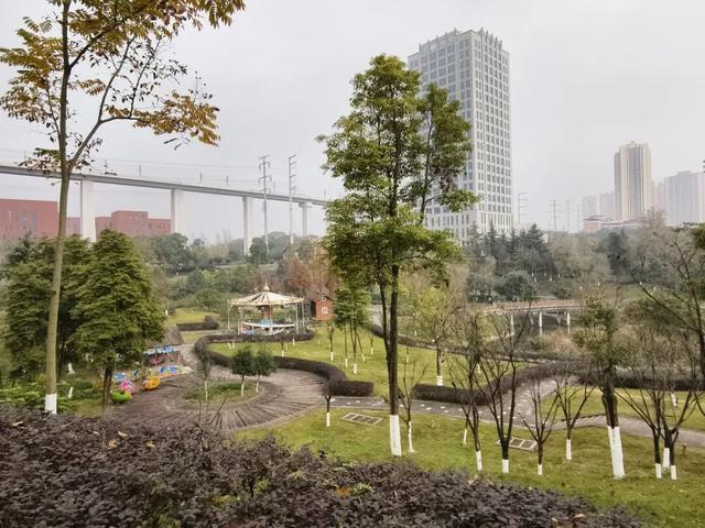重庆8亿打造的游乐园，号称第二洋人街，开业1年变废墟，什么原因