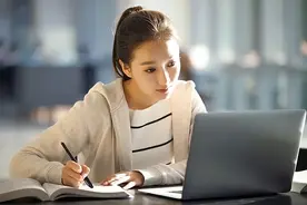 月薪降到3000还找不到工作：二本学生该如何突围？图片