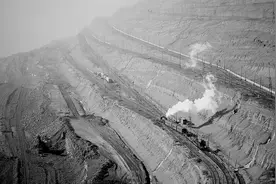 这家车企靠侵华起家，创始人是甲级战犯，如今却在中国大红大紫图片