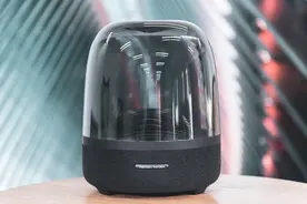 天气冷了，享受喝茶听音乐的乐趣 就用哈曼卡顿琉璃蓝牙音箱图片