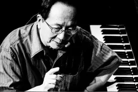 从“玫瑰”到“蝴蝶”——陈钢漫谈音符中的岁月图片