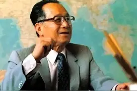 谷牧：曾担任国务院副总理，为国奉献一生，儿子是解放军少将图片