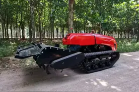 履带微耕机日常维护很重要图片