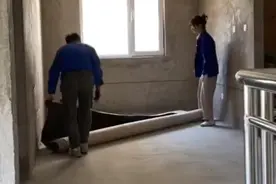 山东一小情侣因压力太大入住毛坯房，男方的回应让网友慕了：房子是毛坯的，爱情是精装修的图片