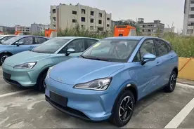 新能源汽车竟然要检车？检车环节简直太坑了图片