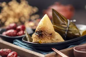 明日端午节，提醒大家少吃粽子，记得“喝1汤吃2物”，养胃养人图片