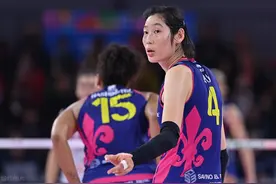 真相大白，朱婷拒绝蔡斌征召真正原因曝光，中国女排球迷骂声一片图片