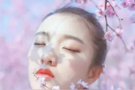 美的自然的美女图片