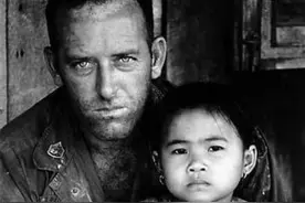 越南女子寻父47年终如愿，父亲是美国越战老兵，不知还有个女儿图片