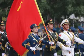 河南省中原腹地，主力精锐云集，全省为何驻扎了4个军？图片