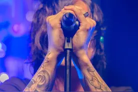 顾嘉辉曾经与黄霑曾经的“辉黄”，罗大佑曾经的年代图片