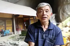 贵州一家五代人隐居山洞100年，给钱也不搬，如今已装网络和家电图片
