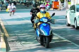 济南最美90后女骑手的“飞驰人生”：每个月跑外卖能送800单，干一年瘦了50斤图片