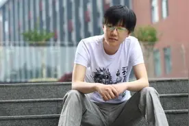 DOTA2：为什么大酒神宁愿出现在小舞的直播间里，也不自己开直播图片