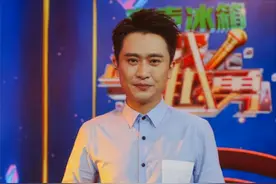 央视主播杨帆：迎娶青梅竹马，一家四口其乐融融，大女儿让他头疼图片