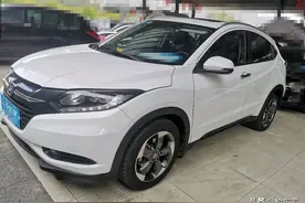 买二手车千万不要光看外观和内饰！这辆8万块的本田缤智就是例子图片