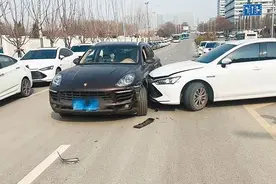 【钟楼下】交通事故中保时捷轿车转向机受损 保险公司未经车主同意自行修理图片