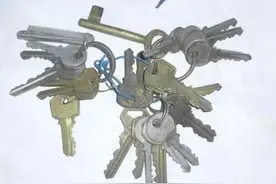 家里有废旧钥匙的，千万别着急扔，能轻松解决生活中的大麻烦！图片