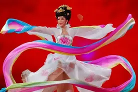 曝光！李玉刚昔日跳河自尽的前因后果：还有更多让人意想不到的心酸......图片