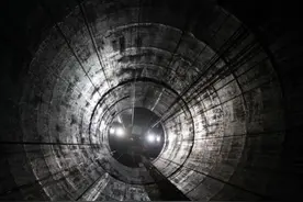 苏联曾计划挖穿地球，为何挖到12262米突然中止，他们遇到了什么图片