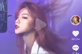 论大家对纯欲女网红的追捧图片