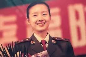 中国演艺圈，军衔大得吓人的8位明星，看看你认识几位？图片