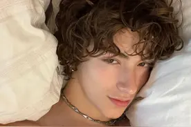 英国伦敦的网红男模特丹尼尔·米勒，17岁的美少年图片