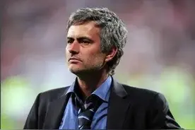 穆里尼奥执教的五名被低估的球员！有人辅佐C罗和梅西封王图片