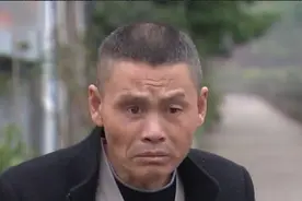 2020年四川51岁男子一生未娶，26岁的女孩来认亲，还是亲生的图片