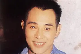 李连杰真实身份惊人，表演武术被总理接见，“功夫皇帝”自创动作图片