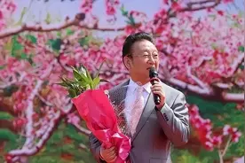 2023桃花会 | 蒋大为即将放歌秦安图片