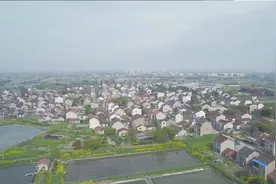 常州金坛：44户看护房旧貌换新颜 变身湖边景图片