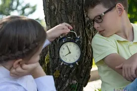 闭目养神真的有用吗图片