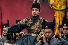 靖难之役里的“谍战”：兵权尽失的朱棣，怎么突然反杀了建文密使图片