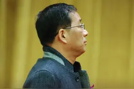 与马云相爱相杀三十年，郭凡生灯火下楼台图片