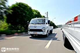 超大微卡，造用户需要的卡车，五菱最新推出的龙卡3米8实拍图片
