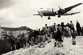 美苏争霸：表面上人畜无害的马歇尔计划，为何却让苏联大乱方寸？图片