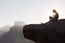 老人常说：“一亲坏，九代败；人要穷，断六亲”，说得有没有道理图片