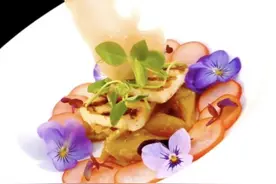 秀色可餐，花草入菜，春天的温哥华餐桌上不能没有它图片