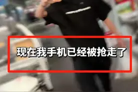 连云港海鲜市场新变化，每家商户需签字保证，市场大门只开一半图片