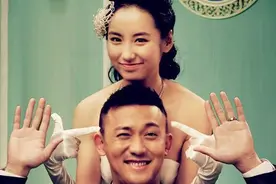 奔跑吧爱人第25集：裴培发现万莫奇情书图片