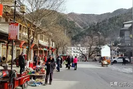 可能是西安最经典的秦岭班车了！45公里13元钱，终点是座深山古镇图片