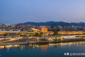 襄阳高新区：比亚迪第一条生产线预计12月建成投产图片